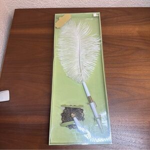 Vintage White Feather Pen Plume Quill Gold tone Ornate Holder Desk Set Wedding